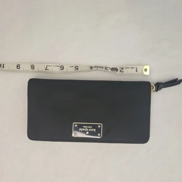 ♠️ kate spade ♠️ Black Continental Wallet Zip Around - Picture 4 of 6